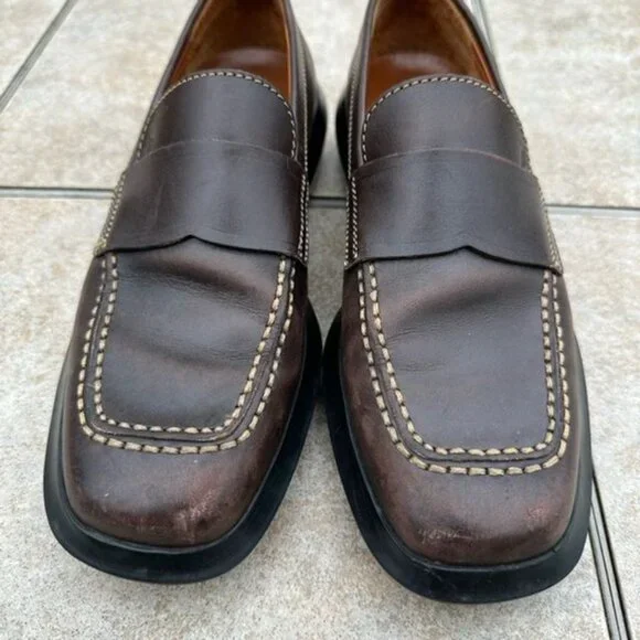 Tod's Women's Brown Leather Driving Loafers